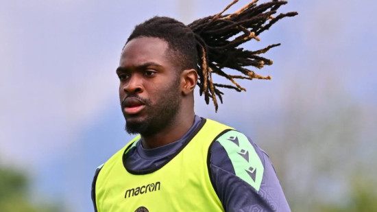 Oumar Solet (ex-OL) visé par une plainte pour agression sexuelle Oumar Solet (ex-OL) visé par une plainte pour agression sexuelle