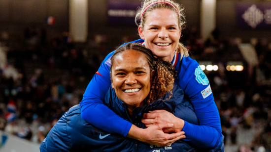 Equipe de France féminine : Wendie Renard et Eugénie Le Sommer au placard, 4 joueuses d’OL Lyonnes convoquées Equipe de France féminine : Wendie Renard et Eugénie Le Sommer au placard, 4 joueuses d’OL Lyonnes convoquées
