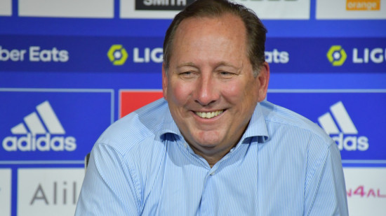 "Nous sommes financièrement viables" : en pleine tempête à l'OL, John Textor félicite ses équipes