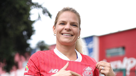 En fin de contrat avec l’OL, Eugénie Le Sommer rejoint Amandine Henry au Mexique En fin de contrat avec l’OL, Eugénie Le Sommer rejoint Amandine Henry au Mexique