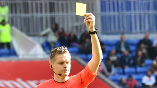 Ligue 1 et Ligue 2 : une nouvelle règle entre en vigueur concernant la suspension automatique Ligue 1 et Ligue 2 : une nouvelle règle entre en vigueur concernant la suspension automatique