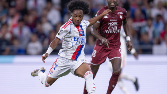 Jorge Maciel sur le possible départ de Malick Fofana : "Si on peut l’enfermer dans le vestiaire, il ne partira jamais" Jorge Maciel sur le possible départ de Malick Fofana : "Si on peut l’enfermer dans le vestiaire, il ne partira jamais"