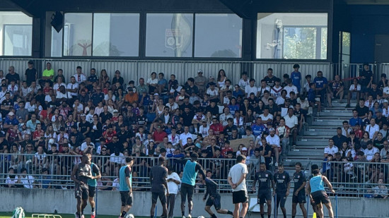 Olympico : l’entrainement de l’OL a attiré près de 2000 supporters Olympico : l’entrainement de l’OL a attiré près de 2000 supporters