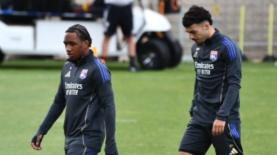 “On donne des conseils de grand frère” : comment le groupe de l'OL gère les dernières heures du mercato “On donne des conseils de grand frère” : comment le groupe de l'OL gère les dernières heures du mercato