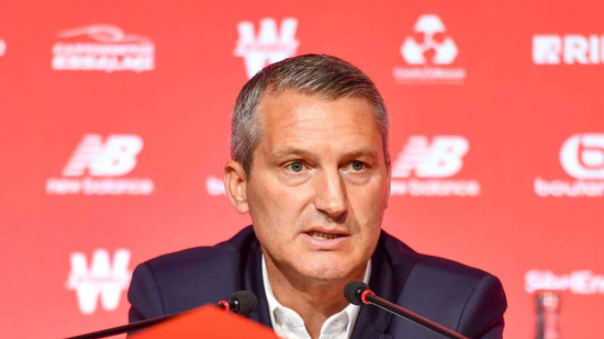 "On a un vrai problème de fond avec l’arbitrage en France" : le président du LOSC furieux après la défaite face à l’OL