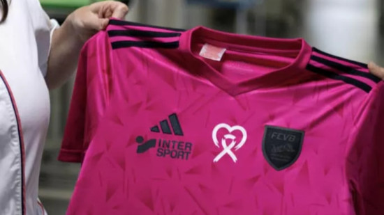 Le FCVB lance un maillot collector à l’occasion d’Octobre Rose Le FCVB lance un maillot collector à l’occasion d’Octobre Rose
