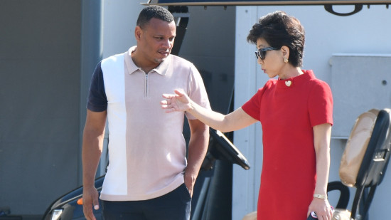 "Nous n'avons pas le choix" : les confidences de Michele Kang sur la vente forcée de Georges Mikautadze (OL) "Nous n'avons pas le choix" : les confidences de Michele Kang sur la vente forcée de Georges Mikautadze (OL)