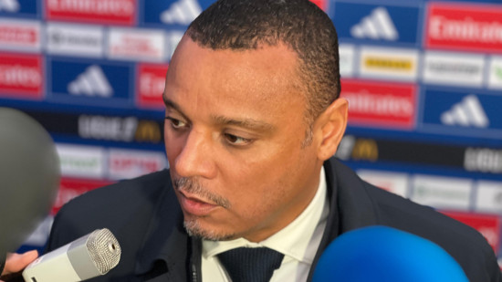 "Qu'est-ce qu'il faut faire pour avoir un arbitrage correct tous les week-ends en Ligue 1 ?" : Matthieu Louis-Jean furieux après OL-PSG