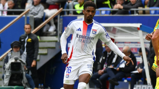 "L’un de mes objectifs, c’est de retourner en sélection" : Abner Vinicius (OL) affiche ses ambitions