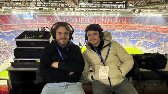 "On est l&agrave; pour donner des &eacute;motions" : les matchs de l&rsquo;OL comment&eacute;s en audiodescription
