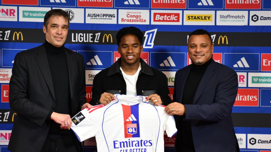 "Un moment tr&egrave;s important pour moi" : Endrick se confie sur son arriv&eacute;e &agrave; l&rsquo;OL