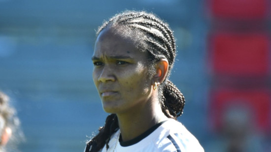 "Inadmissible pour le développement du football féminin" : Wendie Renard dénonce l’interdiction de déplacement des supporters d’OL Lyonnes à St Etienne "Inadmissible pour le développement du football féminin" : Wendie Renard dénonce l’interdiction de déplacement des supporters d’OL Lyonnes à St Etienne