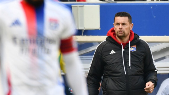 "On n&rsquo;est pas au bout de nos surprises" : Pierre Sage (ex-OL) ravi de l&rsquo;&eacute;volution de Rayan Cherki