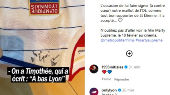"A bas Lyon" : connu pour supporter les Verts, Timoth&eacute;e Chalamet d&eacute;dicace un maillot de l&rsquo;OL