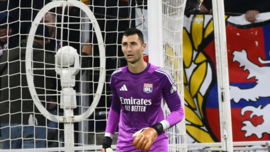 OL : Dominik Greif vise les 10 clean sheets