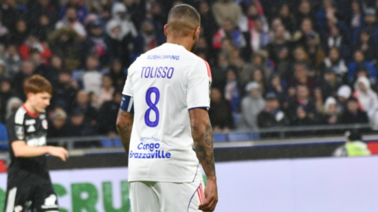 "Son ultime r&ecirc;ve, c&rsquo;est de gagner un troph&eacute;e avec son club de c&oelig;ur" : le p&egrave;re de Corentin Tolisso (OL) se confie&nbsp;&nbsp;&nbsp;