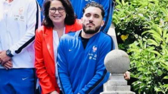 Sa pose photo improbable fait le buzz : Rayan Cherki (ex-OL) se justifie