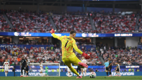 "L&rsquo;accord doit avoir du sens pour ces trois parties" : New England travaille pour conserver Matt Turner (OL)
