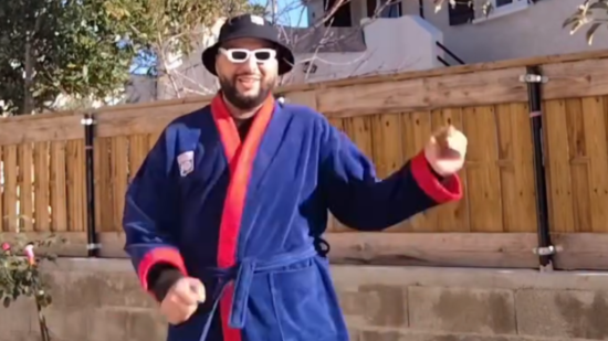 Sosie de Mohamed Henni et supporter de l'OL, l'influenceur Kafu est d&eacute;c&eacute;d&eacute;