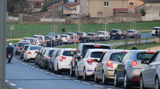 Groupama Stadium : la fin des parkings relais gratuits entre en vigueur pour OL-Sparta Prague Groupama Stadium : la fin des parkings relais gratuits entre en vigueur pour OL-Sparta Prague