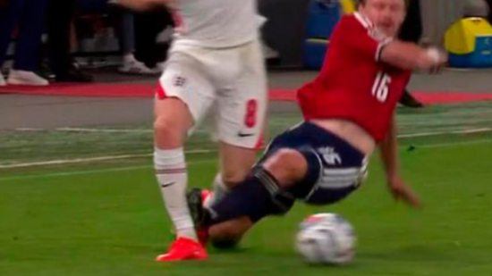 OL : deux occasions puis un rouge, soir&eacute;e cauchemar pour &Scaron;ulc