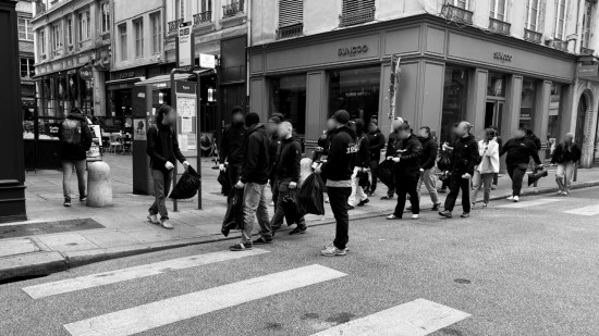 Lyon : apr&egrave;s les violences du 17 octobre, des supporters de l'OL mobilis&eacute;s pour nettoyer la ville