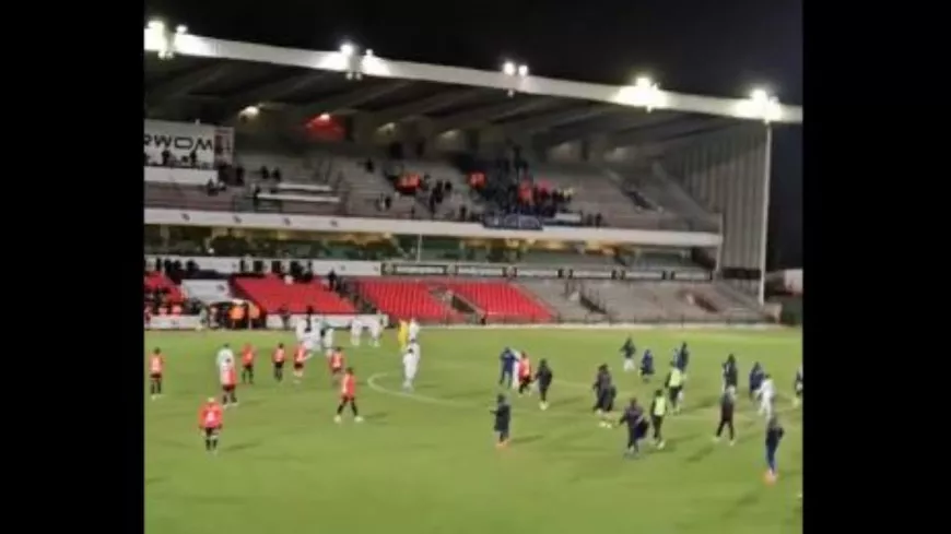 Eagle Football : la rencontre de Molenbeek arrêtée par les supporters