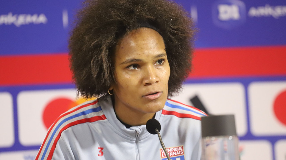 OL féminin-PSG : les retrouvailles avec Sarah Bouhaddi, "ça va faire bizarre" à Wendie Renard