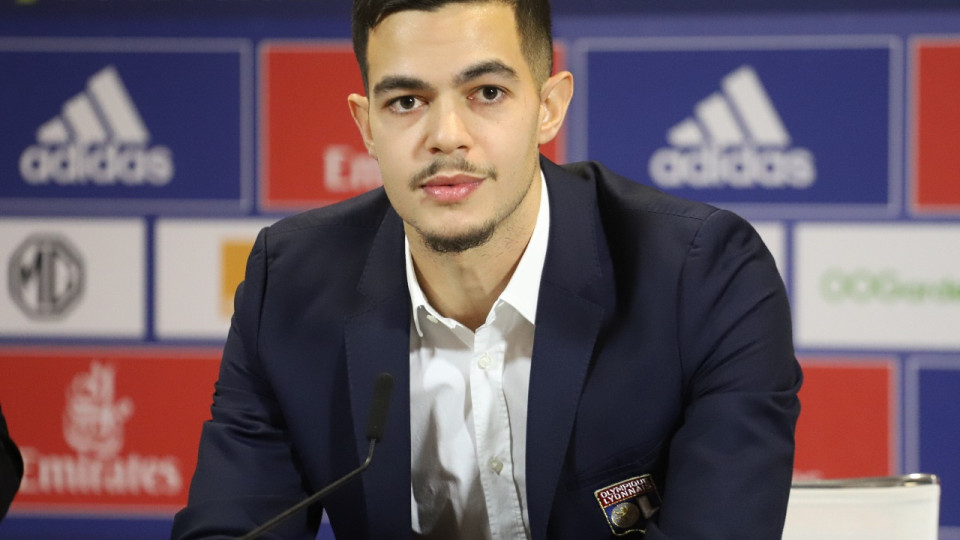 OL : pourquoi Romain Faivre a été laissé au vestiaire face à Liverpool