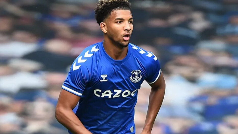 Mason Holgate, tricard à Everton, pour renforcer la défense de l’OL ?
