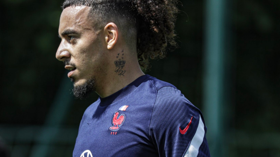 Apr&egrave;s la Coupe du Monde, les Bleus doivent-ils ouvrir la porte &agrave; Malo Gusto ?