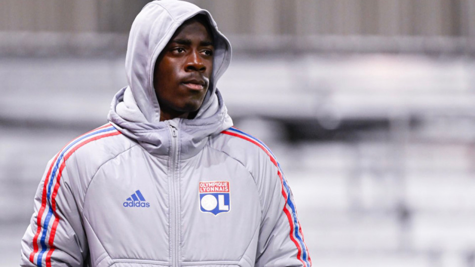 Brest-OL : le XI titulaire de Laurent Blanc, des latéraux bricolés avec le jeune Kumbedi aligné