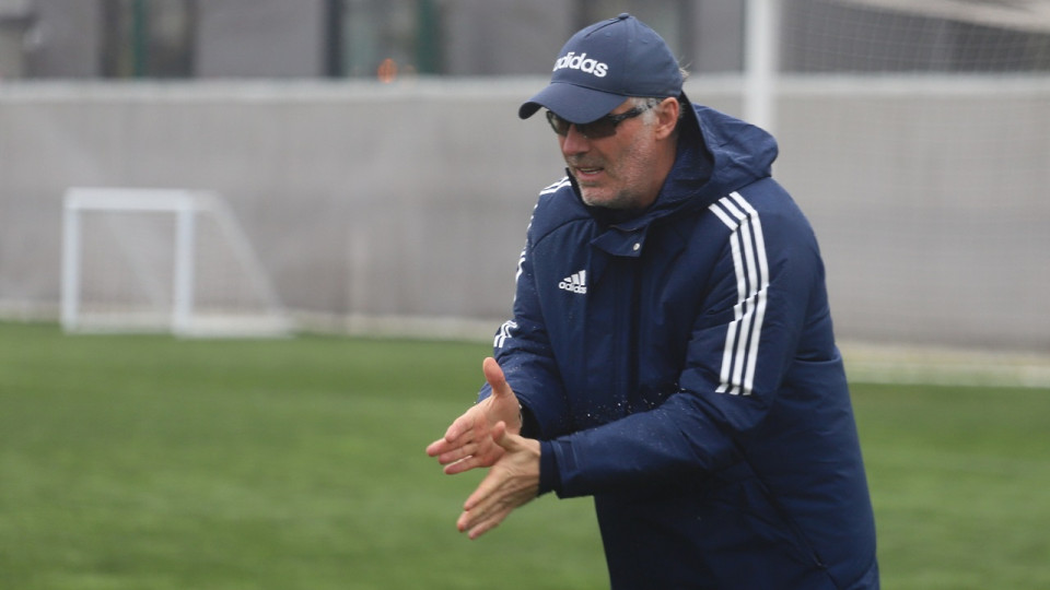 Laurent Blanc avant OL-Strasbourg : "Il faut se remettre en question"