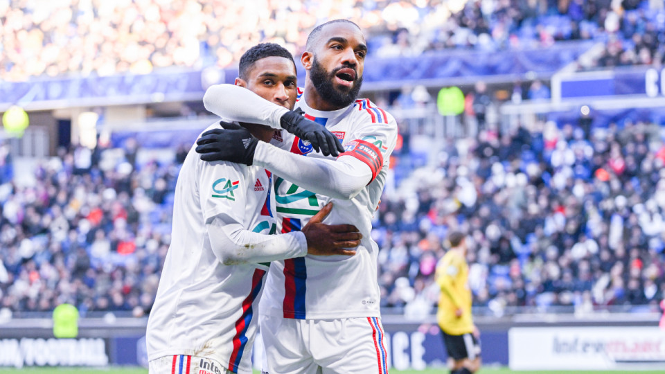 Coupe de France : le triplé de Lacazette refroidit Chambéry (0-3)
