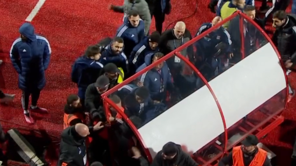 Bousculade Pantaloni-Vercoutre, briquet lanc&eacute; sur Lacazette : l&rsquo;apr&egrave;s Ajaccio-OL d&eacute;g&eacute;n&egrave;re