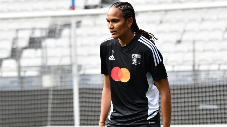 Wendie Renard confirmée comme capitaine des Bleues, Eugénie Le Sommer vice-capitaine