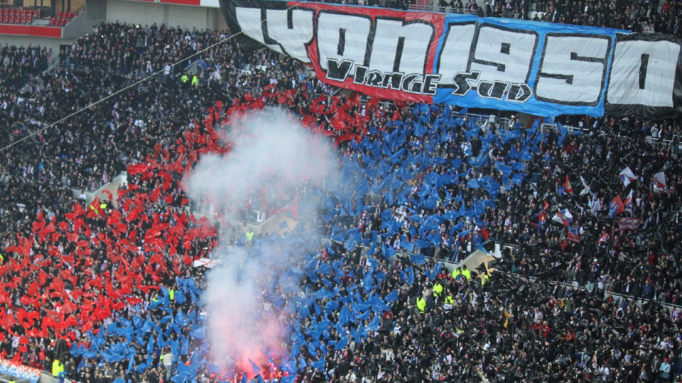 OL : Lyon 1950 rabroue les supporters qui parlent aux médias