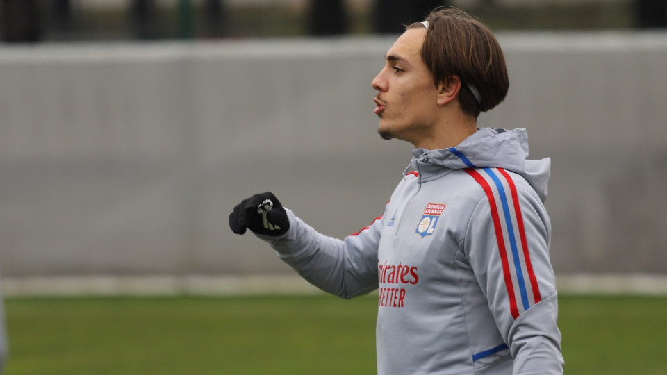 Les deux stat’ d’avant-match : quel rôle pour Maxence Caqueret ?