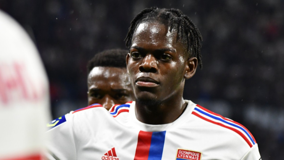 Castello Lukeba (OL) : "Je ne sais pas ce qui se passe en interne, qui est aux commandes"