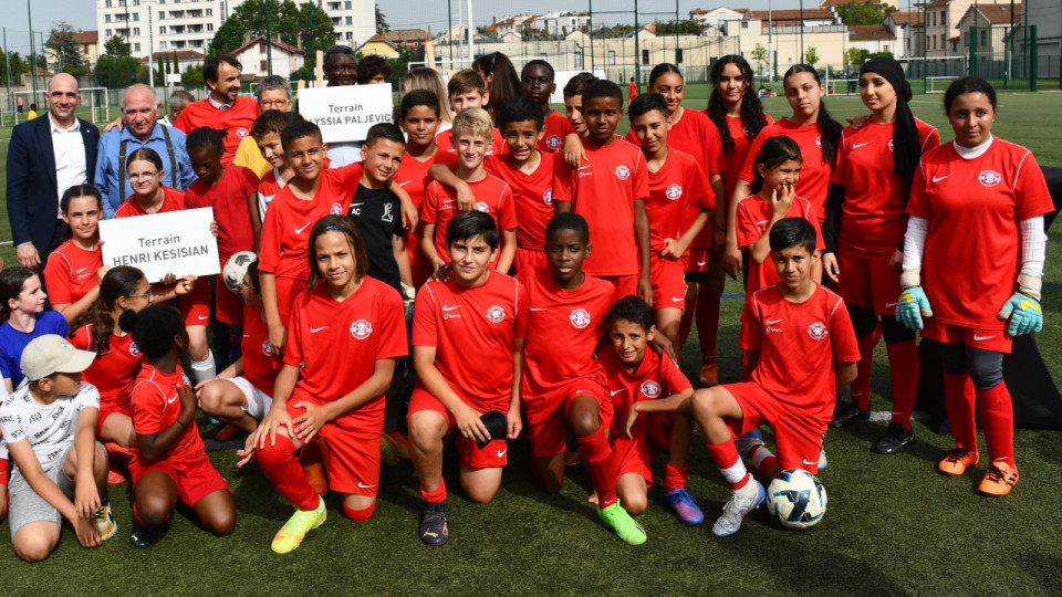 Club engagé, l’AS Montchat donne le nom d’une joueuse de l’OL féminin à son nouveau terrain