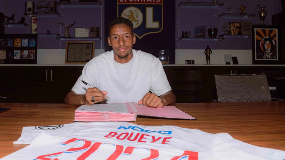 OL : un premier contrat pro pour Philippe Boueye, Lagha et El Djebali prolongés