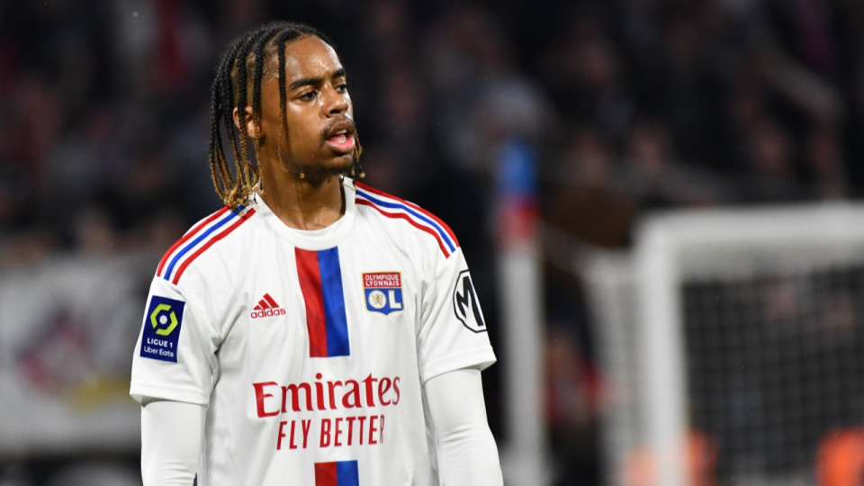 Bradley Barcola au PSG : un dossier complexe et un dénouement incertain