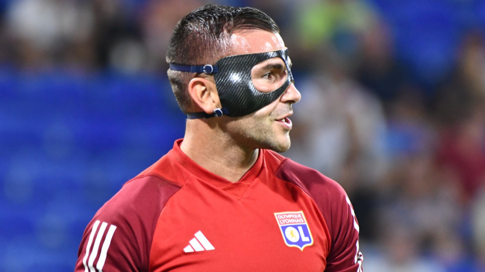Brest-OL : Anthony Lopes prêt à en découdre avec ses supporters ?