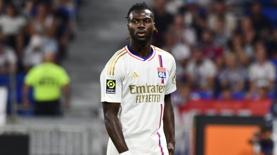 OL : Mama Bald&eacute; touch&eacute; au genou et &agrave; la cheville