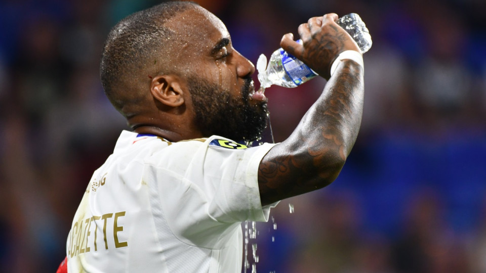 Alexandre Lacazette apr&egrave;s OL-Lorient : "On paye nos petites erreurs"