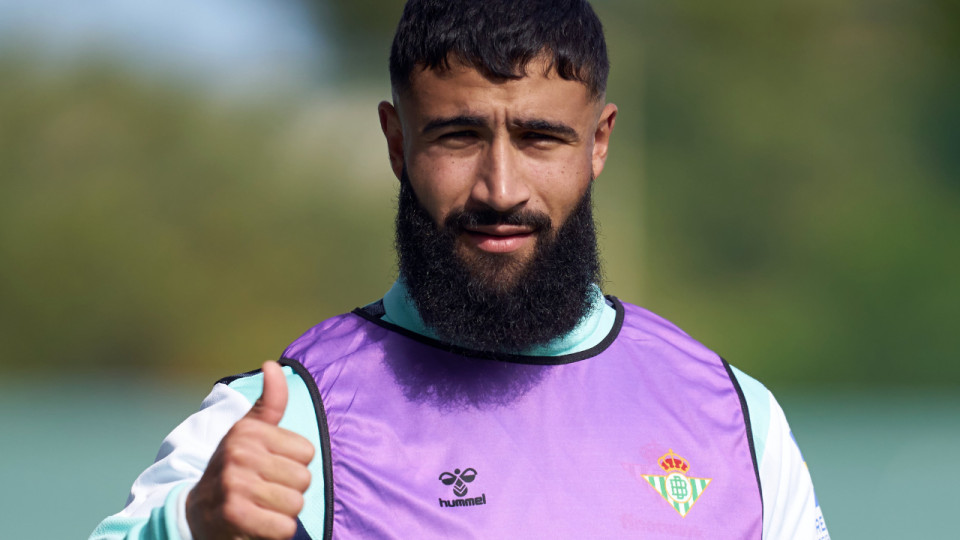 Nabil Fekir (ex-OL) de retour dans le groupe du Betis après sa grave blessure