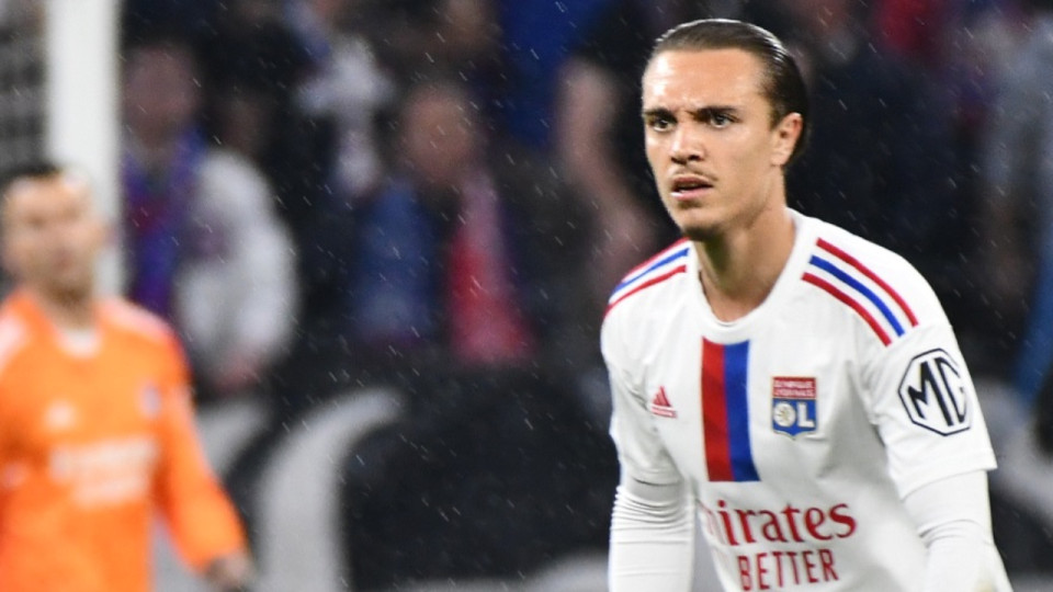 Après Monaco-OL, Anthony Lopes et Maxence Caqueret dans l’équipe-type de la 16e journée