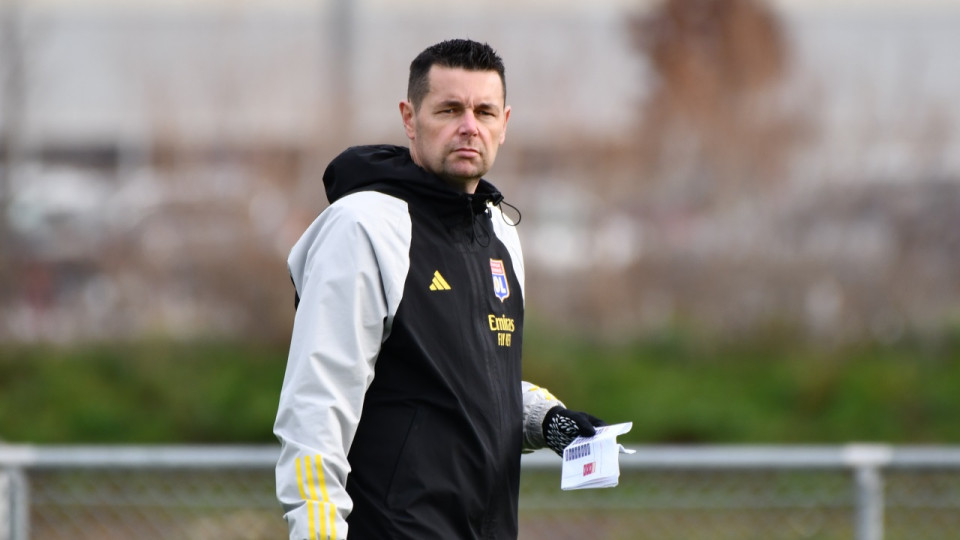 OL : vers une prolongation de Pierre Sage en tant qu’entraîneur principal