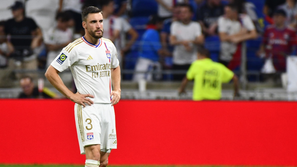 Nicolas Tagliafico (OL) suspendu pour le déplacement à Metz