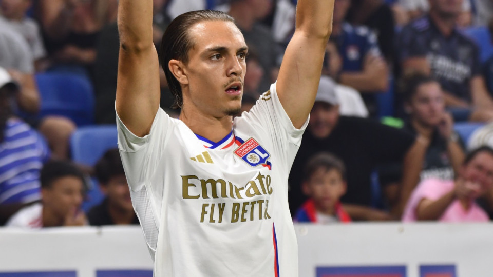 Les notes d'OL-Nice : Maxence Caqueret et Nemanja Matic complémentaires, le roc Clinton Mata